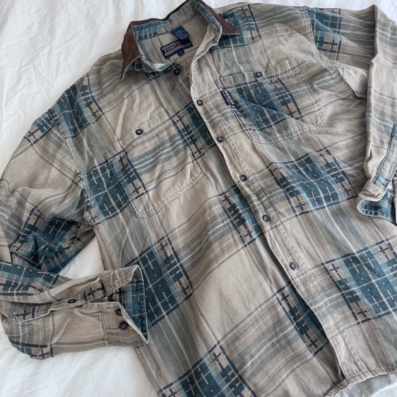 POINT ZERO WORKWEAR VINTAGE PLAID BUTTON DOWN TAN AND TEAL - M - Picture 5 of 17